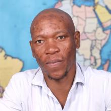 Mr Senele Thabede